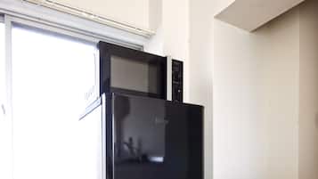 Mini-refrigerator