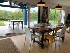 Dining - Villa with heated pool, sea, mountains, golf (Arcangues)