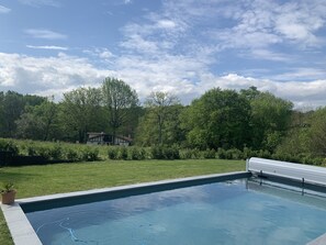 Piscine extérieure, piscine chauffée