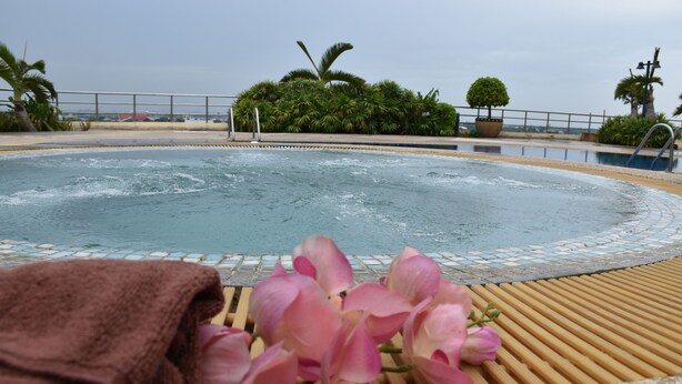 Pool - St.Carlos Medical Spa (Pathum Thani)
