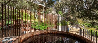 Koonya Treetops with Cedar Spa