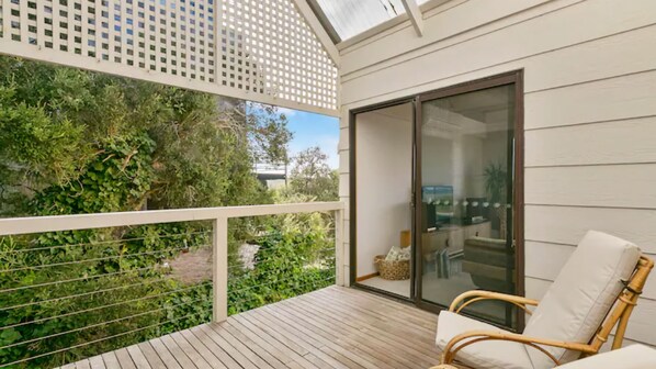 Terrace/patio - Koonya Treetops with Cedar Spa (Blairgowrie)