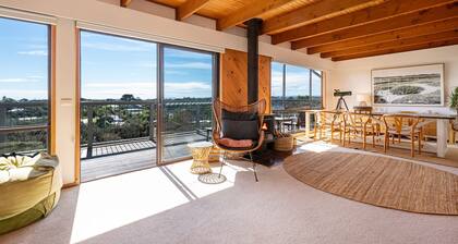 Pet Friendly - Koonya Treetops with Cedar Spa