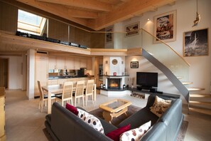 Flat-screen TV, fireplace - Chalet Aquila 7 Penthouse (Lauterbrunnen)