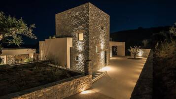 Front of property - evening/night