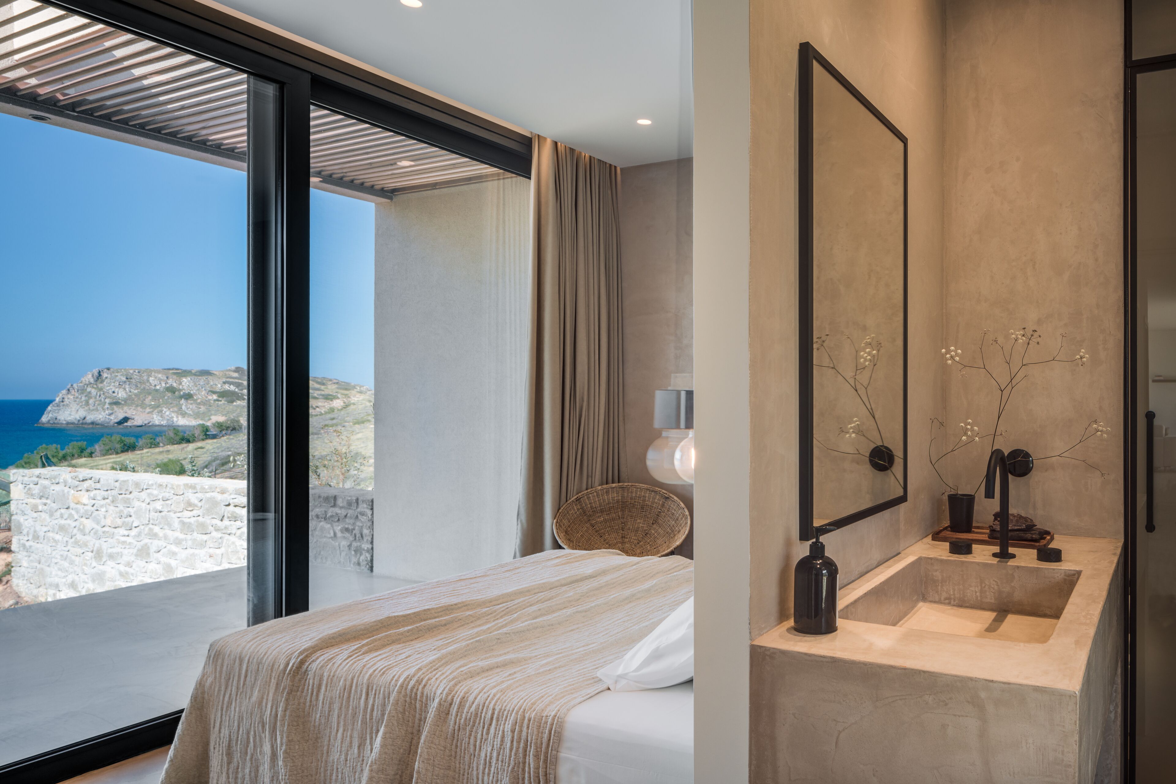 Vila exclusiva, no piso térreo | 2 quartos, roupas de cama premium, cofres nos quartos, escrivaninha