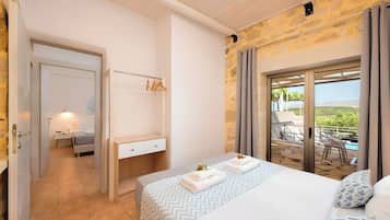 2 soverom, safe på rommet, skrivebord og strykejern/-brett