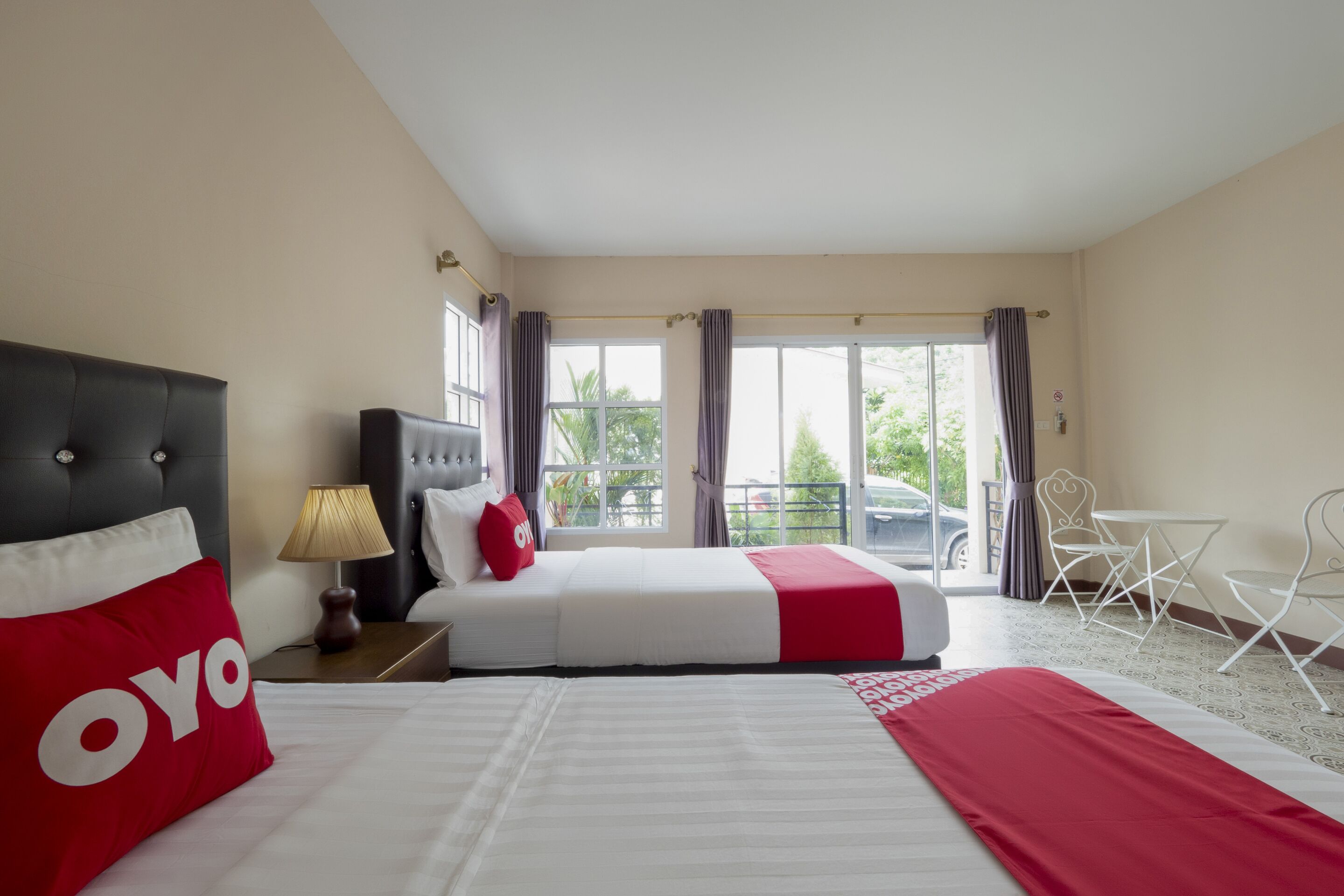 Deluxe Twin Room | Desk, free WiFi, bed sheets