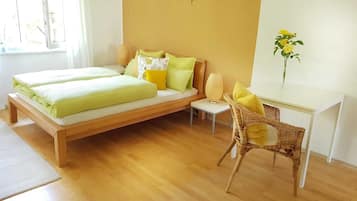 1 bedroom, travel crib, free WiFi, bed sheets