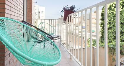 Casa Barcelo Camp Nou Hostel