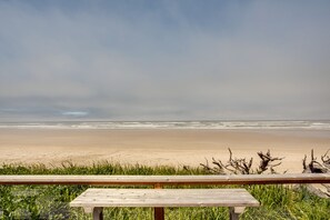 Beach/ocean view - Ocean Front Home on Sandy Beach! Dog Friendly! Hot Tub! (Yachats)