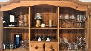 2 chambres, fer et planche Ă repasser, Wi-Fi, draps fournis