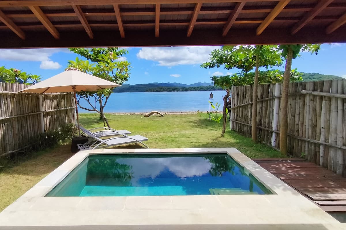 Exclusive Suite, 1 King Bed, Private Pool, Oceanfront | View from room