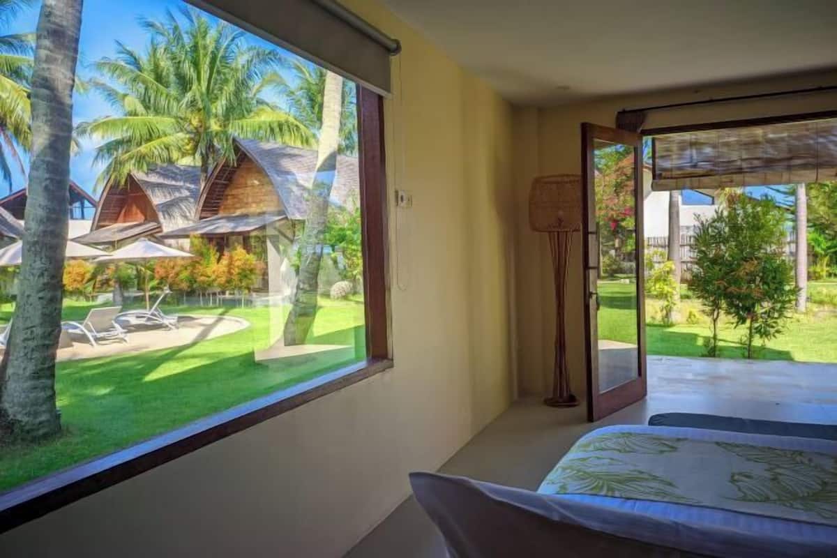 2 bedrooms, premium bedding, Select Comfort beds, in-room safe