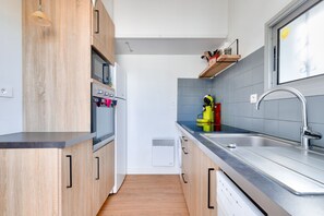 Fridge, microwave, oven, dishwasher
