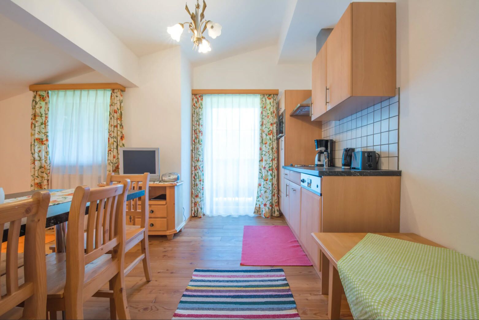 Apartment ("Sternenhimmel" (Starlit Sky)) | Eigene Küche | Kochgeschirr/Geschirr/Besteck