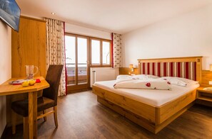 Free WiFi, bed sheets - Ferienbauernhof Elmaugut (Muehlbach Am Hochkoenig)