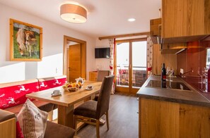 Apartment, 2 Bedrooms (Kögerl Schneeberg) | Private kitchen - Ferienbauernhof Elmaugut (Muehlbach Am Hochkoenig)