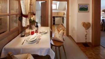 Apartemen, pemandangan gunung (Schlosskopf) | Tempat tidur bayi gratis, Wi-Fi gratis, dan seprai linen