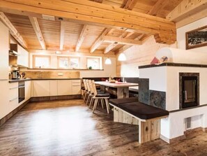 Fridge, microwave, oven, stovetop - Breierhof Zell im Zillertal Tirol (Zellberg)