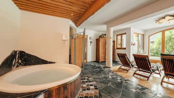 Sauna, Whirlpool