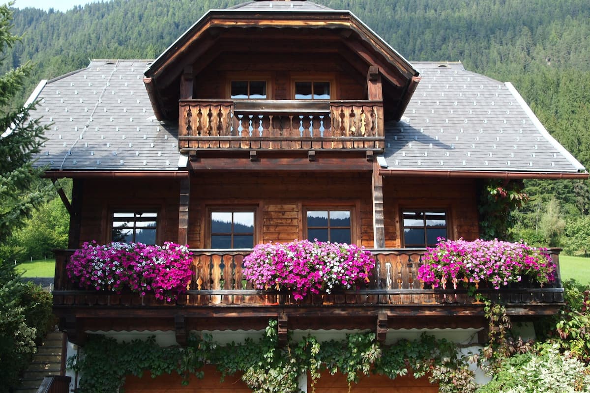 Chalet, 2 Bedrooms, Terrace, Lake View (incl. Cleaning fee) | 1 bedroom, premium bedding, down duvets, in-room safe