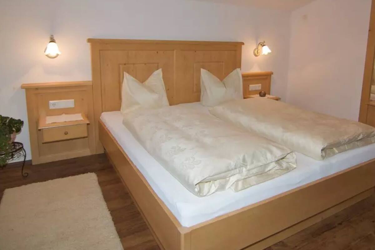 Apartment, 2 Bedrooms, Balcony