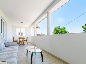 Apartment (N5) | Balkon