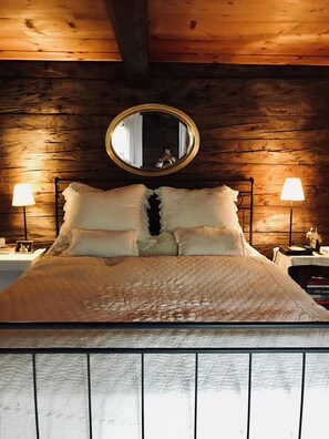 5 bedrooms, iron/ironing board, travel cot, free WiFi