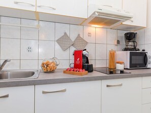 Apartment, 1 Bedroom | Private kitchen