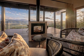 View from room - Zulu Rock Lodge - Babanango Game Reserve (Ulundi)