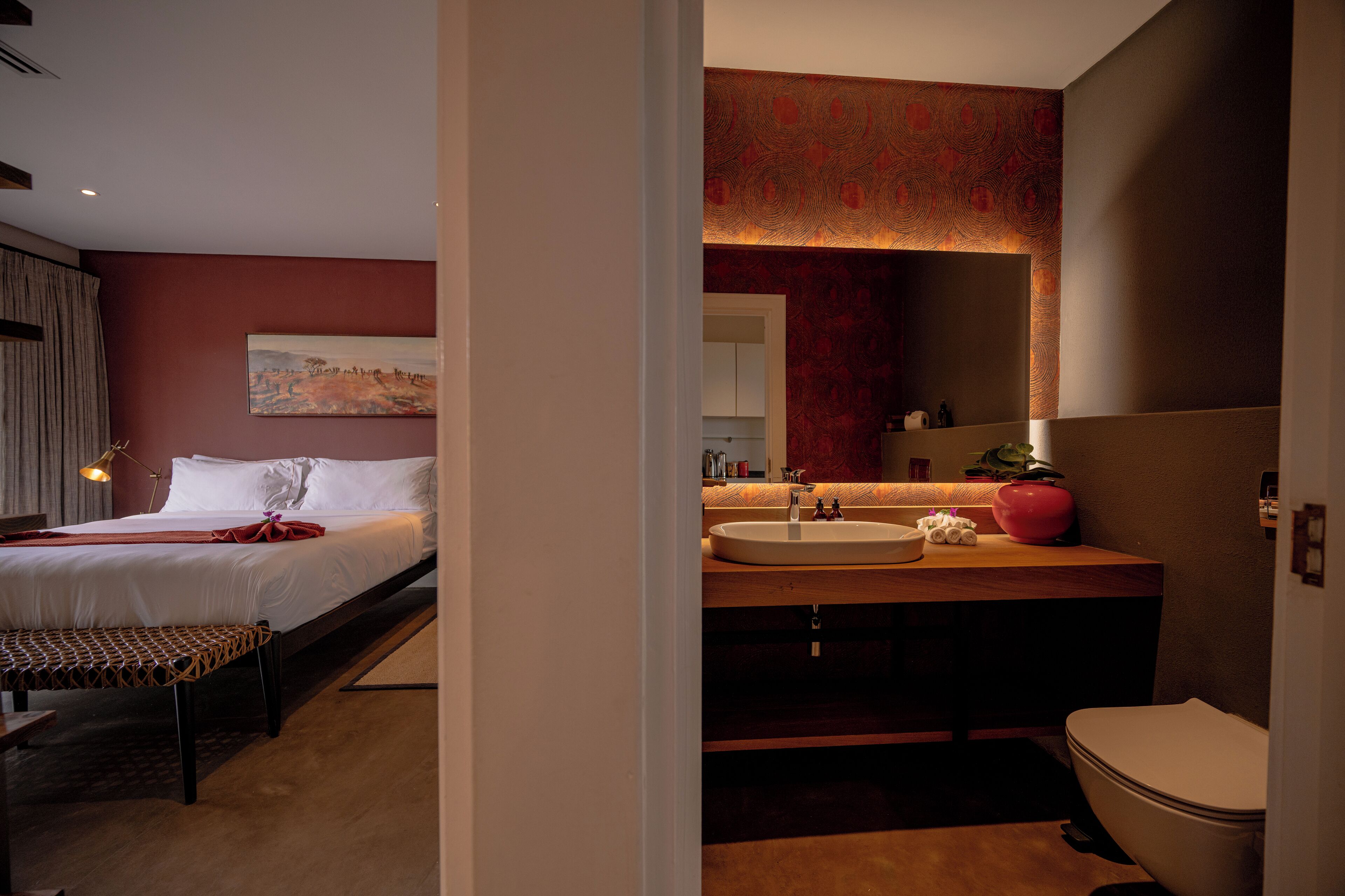 Premium bedding, minibar, in-room safe, desk