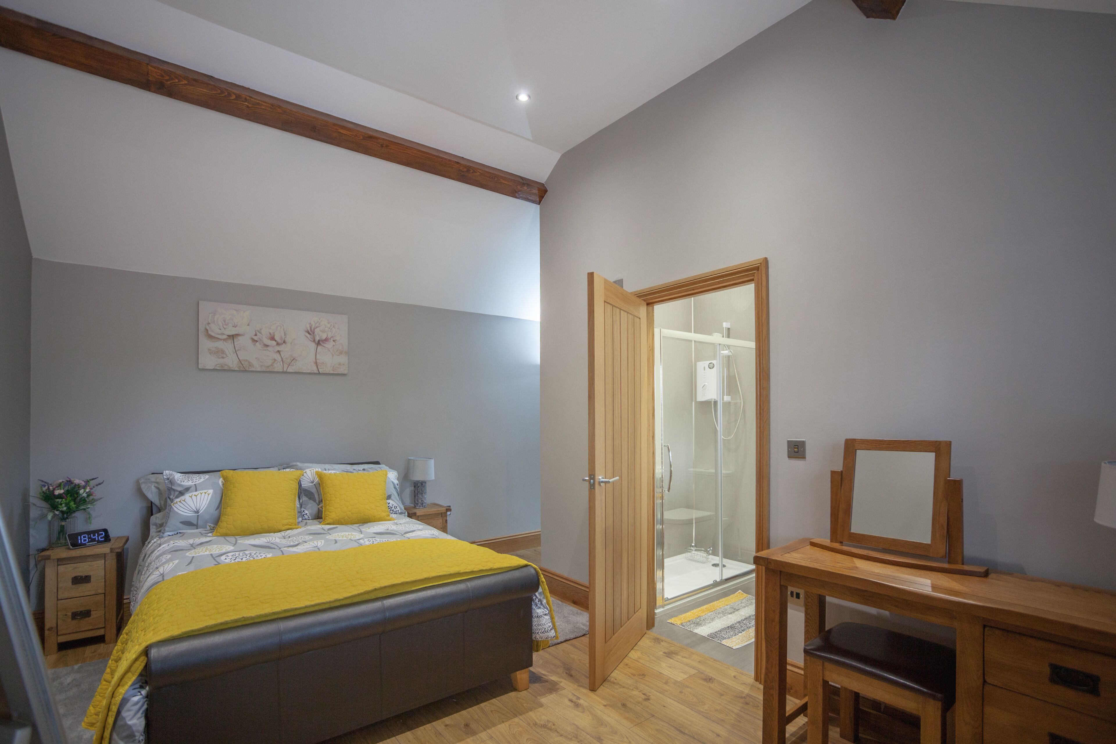 1 chambre, fer et planche à repasser, Wi-Fi gratuit