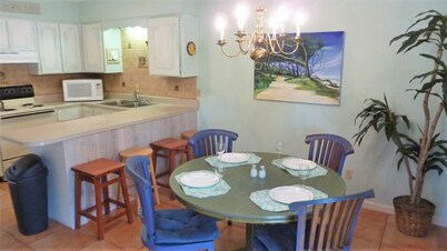 Ariel West Duplex 2 bedrooms, 1 bathroom
