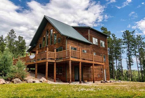 Serenity Pines in Boulder Canyon