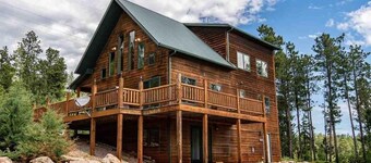 Serenity Pines in Boulder Canyon