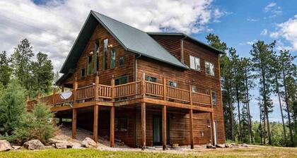 Serenity Pines in Boulder Canyon