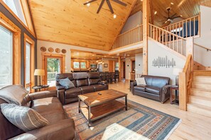 Smart TV, fireplace, DVD player