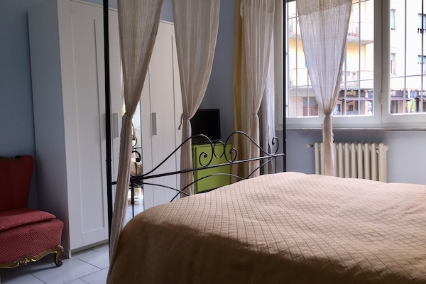 Double Room | Desk, free WiFi, bed sheets