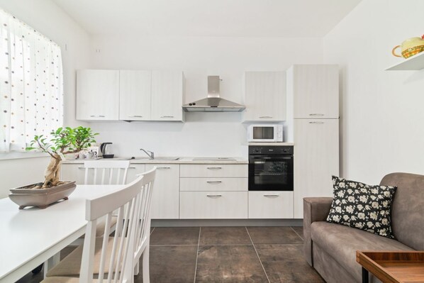 Microwave, oven, stovetop