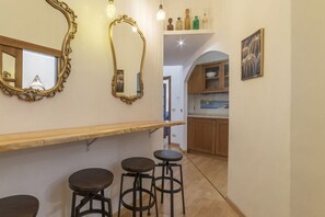 Dining - The quiet apartment is located on the first floor of a characteristic period building with a lift (NOT suitable for the disabled).In 55 square meters of space it accommodates 4 people, with two bedrooms.Located in the heart of the Prati district, one of (Roma)
