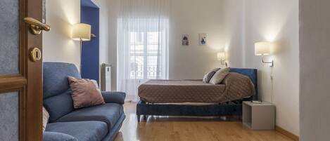 2 bedrooms, WiFi, bed sheets