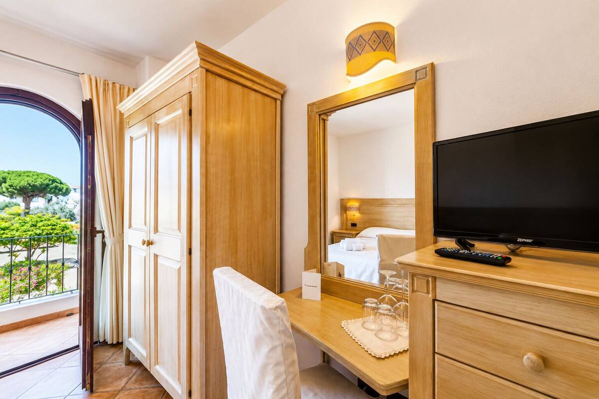 Comfort-Doppelzimmer | Minibar, Schreibtisch, kostenloses WLAN, Bettwäsche