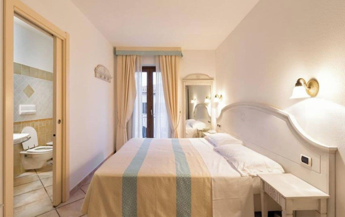 Basic room 1 | Minibar, bàn, truy cập Internet không dây miễn phí, bộ trải giường 