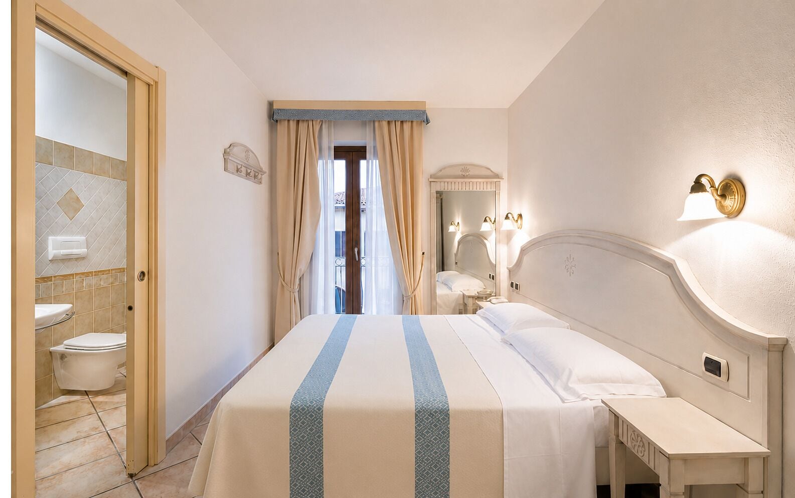 Basic room 1 | Minibar, Schreibtisch, kostenloses WLAN, Bettwäsche