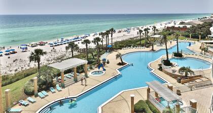 4 BR En Soleil Directly on Gulf, Beautiful With Free Beach Chairs. 6th Floor