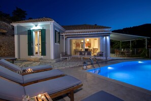 Villa | Pool | Outdoor pool