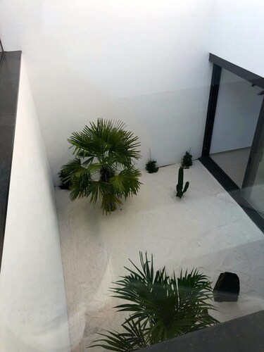 VILLA PINELL