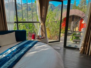 Superior Studio | Desk, free WiFi, bed sheets - Plum Homestay - Hostel (Dong Van)