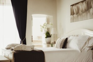 10 bedrooms, iron/ironing board, WiFi, bed sheets - Castle in Rome - Italy  (Collalto Sabino)